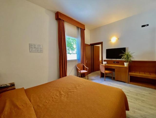 פאדובה Hotel Garibaldi מראה חיצוני תמונה